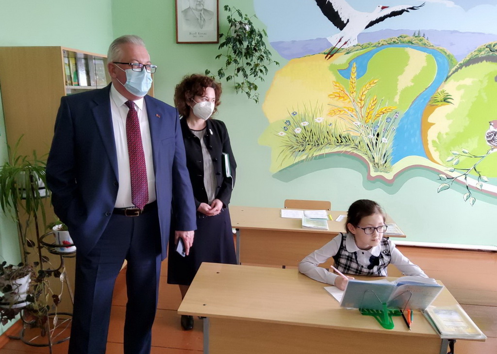 Старлыгский учебно-педагогический комплекс детский сад-средняя школа имени Ивана Анисько