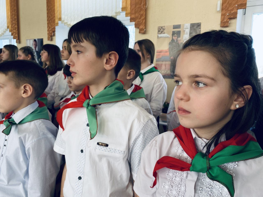 Имена героев присвоили школе