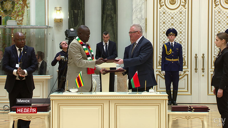 lukashenko_i_prezident_zimbabve_26.jpg
