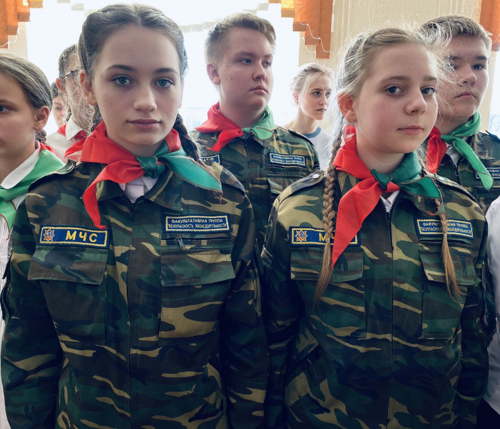 Имена героев присвоили школе